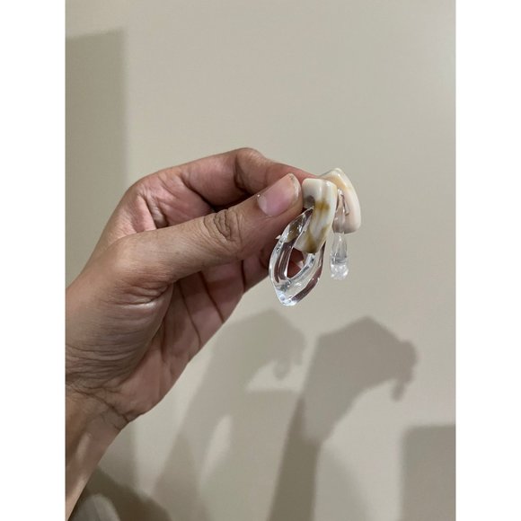 Chunky Clear Acrylic earrings , long clear white earrings , ice cube acrylic - Picture 6 of 7